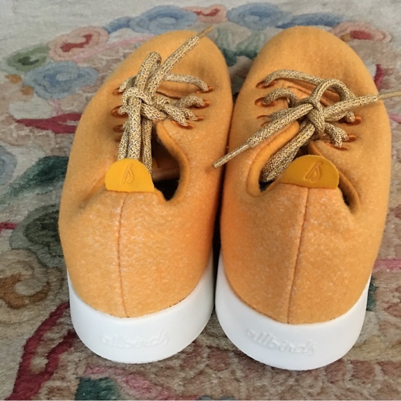 Allbirds Wool Runner Shoes Sol Bright Yellow Orange Color LIMITED EDITION Sz 9 - Picture 4 of 11